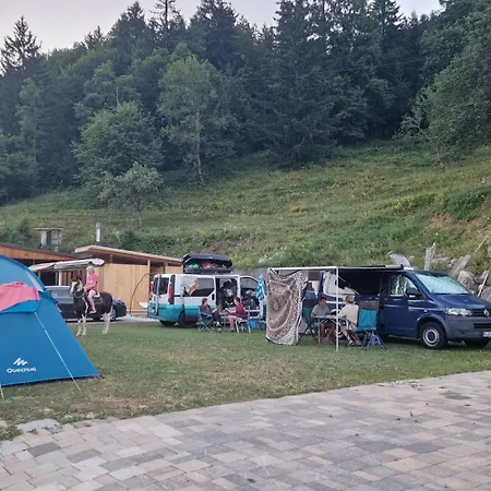 Camp Starshine Near Bled Camping